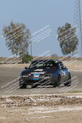 media/May-01-2022-CalClub SCCA (Sun) [[03a481c204]]/Group 5/Qualifying (I5)/